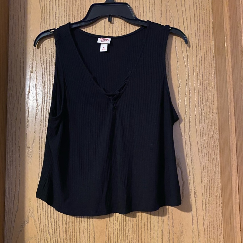 Criss-cross crop top